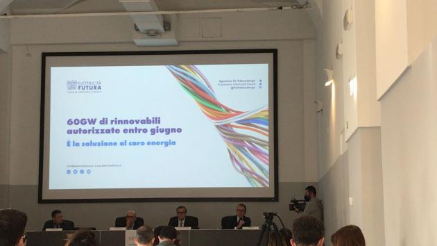 Conferenza Elettricità Futura, Re Rebaudengo: "Risolviamo grave crisi energetica con 60 GW di rinnovabili autorizzate entro giugno"