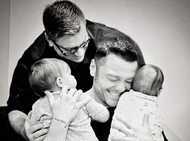 Tiziano Ferro diventa padre, l'annuncio sui social: "Margherita e Andres, la vostra vita è appena iniziata"