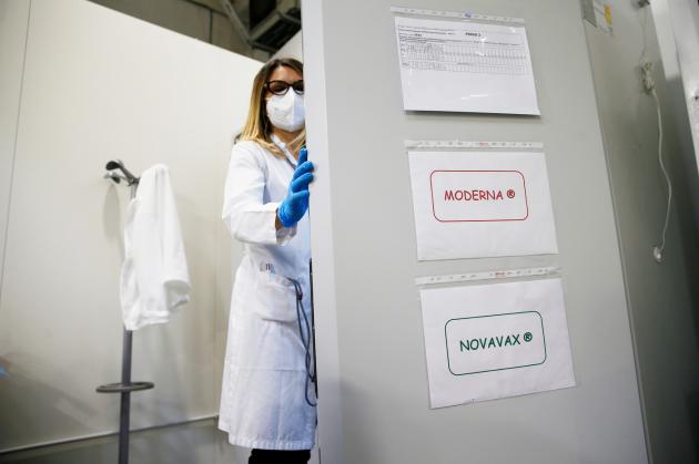Covid Italia, il bollettino di oggi 18 marzo: 76.250 positivi e 165 morti. Il tasso di positività sale al 15,5%