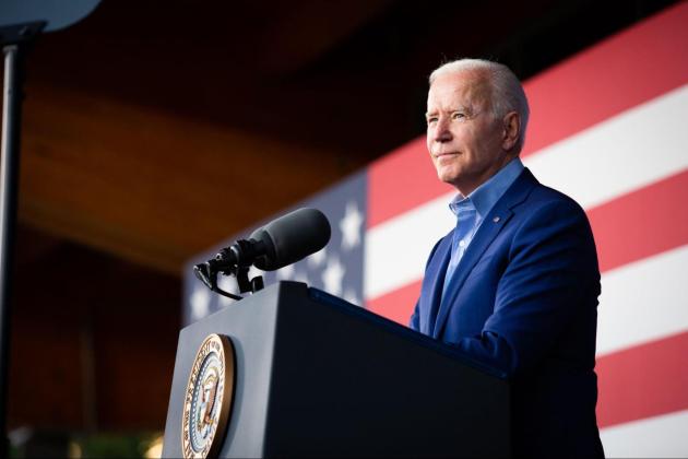 Ucraina, Biden infiamma ancora di più il conflitto: "Putin è un tiranno". 