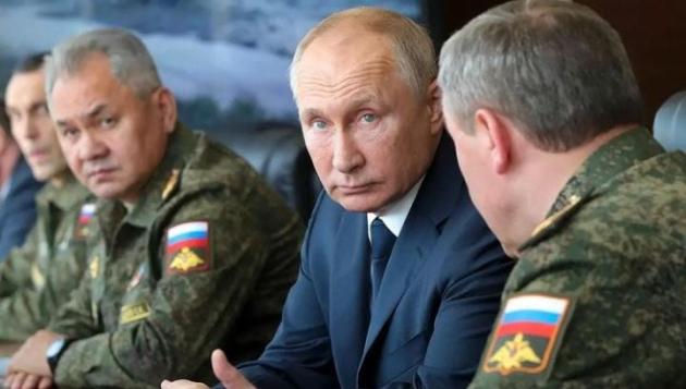 Russia, Putin sempre più saldo al potere: dalla Germania smentiscono l'intelligence Usa