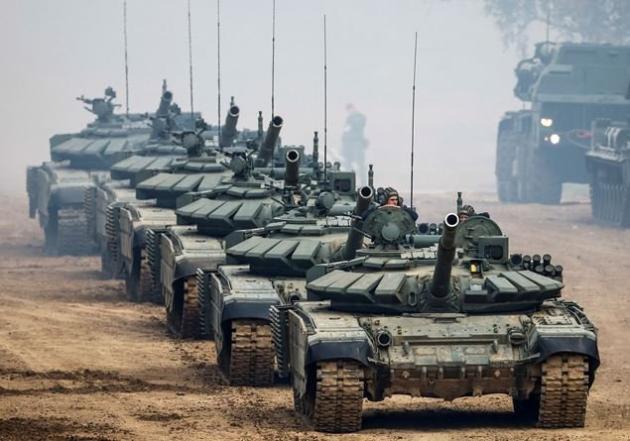 Ucraina, Gb: "Mosca richiama soldati congedati". Cnn: "Convoglio russo est Kharkiv"