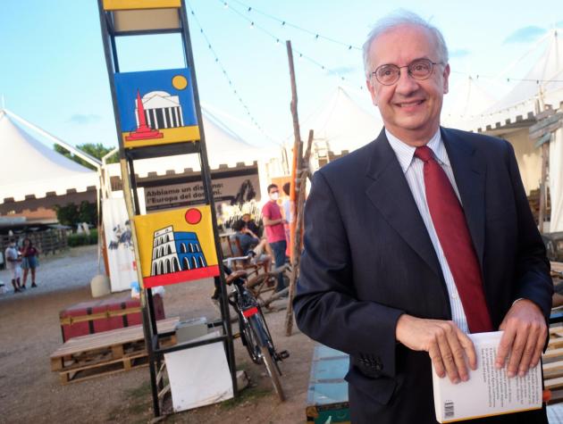 Walter Veltroni: libri, compagna, carriera, età, carriera e film