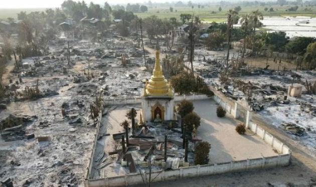 Myanmar, esercito dà fuoco a villaggi per annientare la resistenza