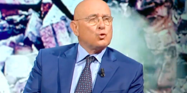 Ucraina, il generale Bertolini accusa la Nato: "Ha illuso Zelensky di poter vincere"