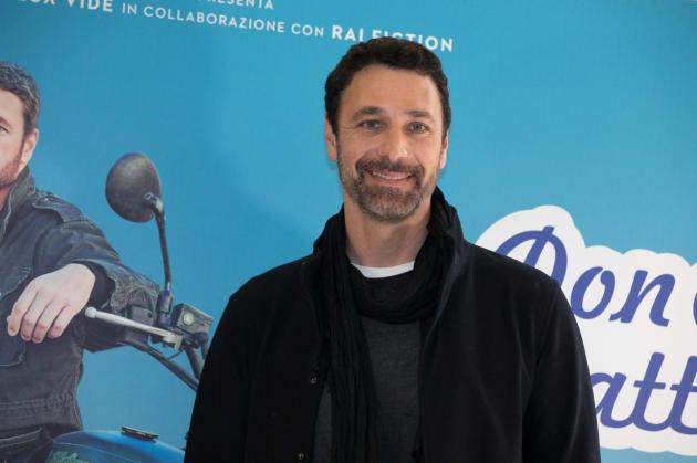 Don Matteo 13 non va in onda stasera, cambio di programmazione: quando ritorna