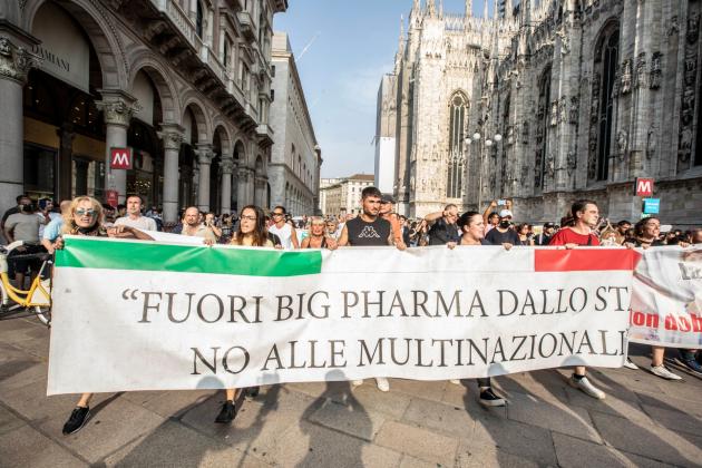 Ema finanziata dalla stessa Big Pharma: come le case farmaceutiche approvano se stesse