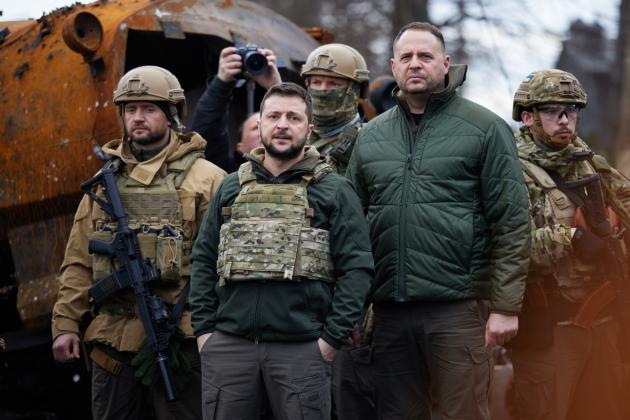 Ucraina, Zelensky abbandonato dai generali ucraini? Pronta la svolta