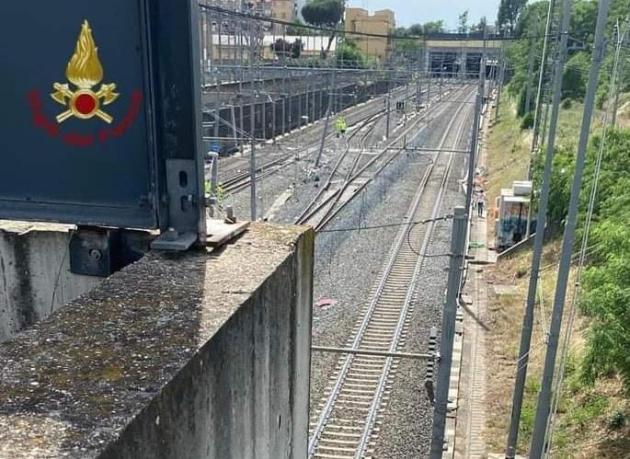 Incidente treno a Roma in galleria oggi 3 giugno 2022: vittime e feriti