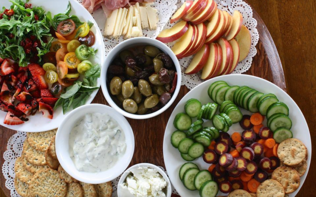 Dieta mediterranea per dimagrire: informazioni errate su TikTok. ATTENZIONE