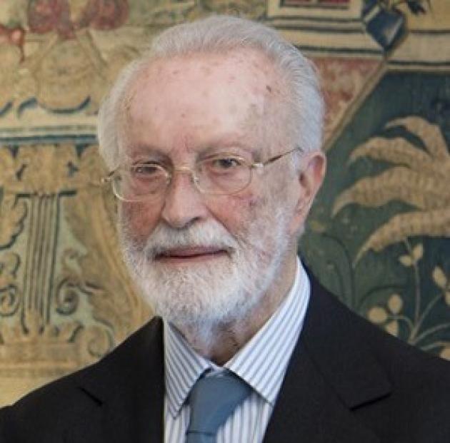 Dedichiamo una statua alla memoria di Eugenio Scalfari