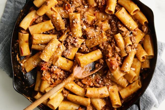 Rigatoni alla zozzona, il piatto romano che ha conquistato New York