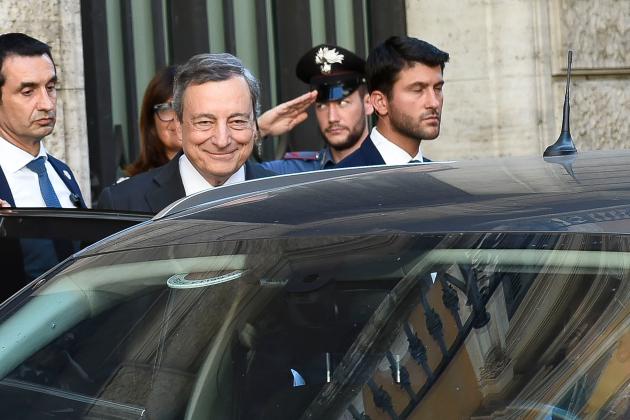 Governo, oggi un uomo non eletto ha dichiarato di essere disponibile a restare perché l'Italia lo vuole