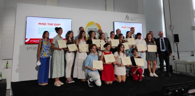 Fondazione Bracco alla Triennale Milano con "Mind the STEM gap", celebra i dieci anni del progetto Diventerò