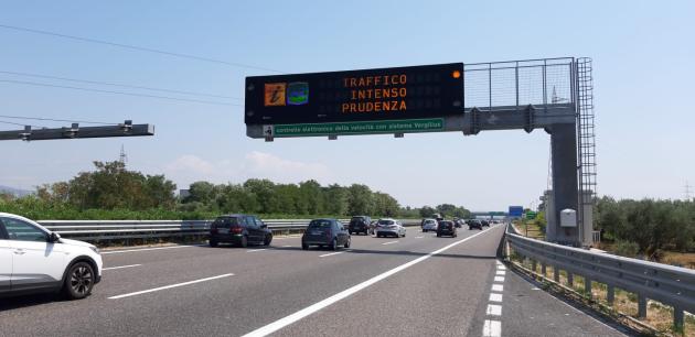 Minore abbandonato in Autogril: il Comune di Cessalto (Treviso) dovrà mantenerlo con 150 euro al giorno fino alla maggiore età