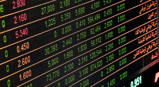 Paure degli investitori frenano Piazza Affari: si salvano Bper (+1,01%) e Tenaris (+0,81%)