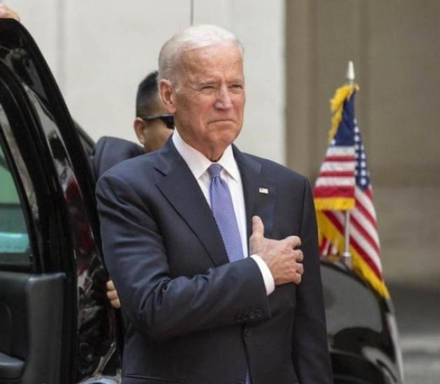 Usa, Biden continua a pagare il ritiro dall’Afghanistan: popolarità in calo 