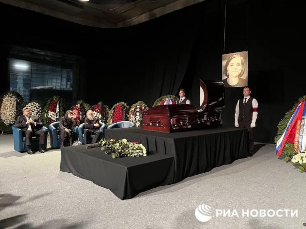 Dugina, oggi i funerali della figlia di Dugin. Lavrov: "Nessuna pietà per i killer"