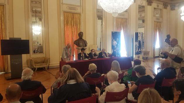 Roche insieme alla saga a fumetti “Le avventure della SMAgliante Ada”: presentato il terzo capitolo presso la Fondazione Catella 