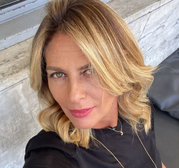 Chi &egrave; Cristina Quaranta, et&agrave;, marito, figli, ristorante: da ex velina al Gf Vip