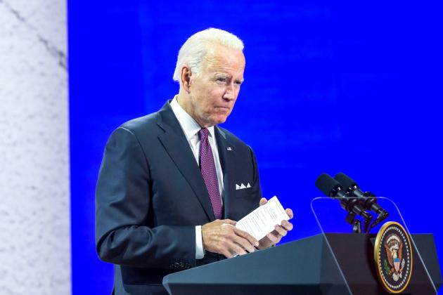 Taiwan, Biden pronto a finanziare un'altra guerra: "Se Cina attacca, noi la difenderemo"