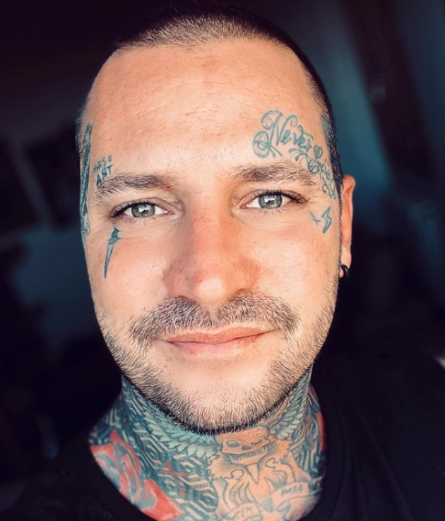 Manuel Achille Vallicella chi è: età, fidanzata, mamma, malattia, suicidio, Instagram