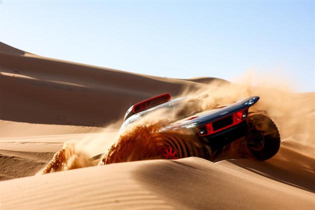 Audi RS Q e-tron E2: primo long test in vista della Dakar
