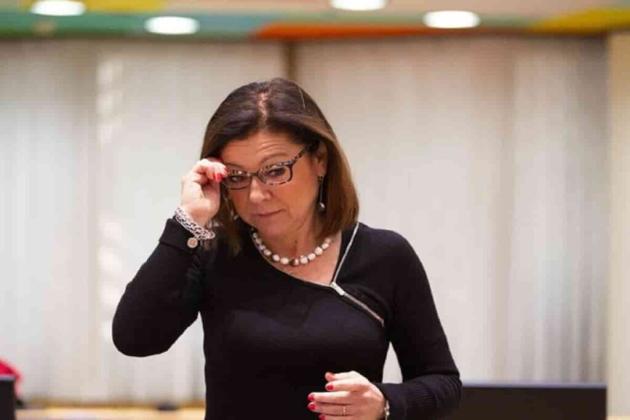 Pd, Paola De Micheli esce allo scoperto: è la prima candidata al dopo Letta