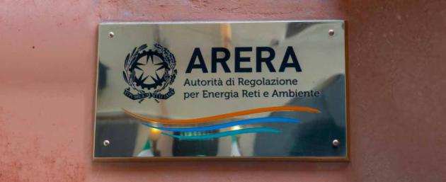 Caro energia, intervento ARERA evita il raddoppio dei prezzi. "1.322€ di spesa per famiglia"