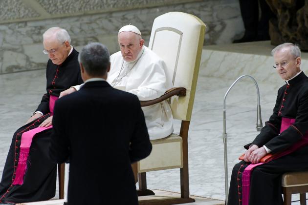 Bergoglio e alcune sue posizioni che puzzano di eresia...