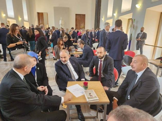  Nagorno-Karabakh, pace più vicina tra Azerbaigian e Armenia con la mediazione di Erdogan
