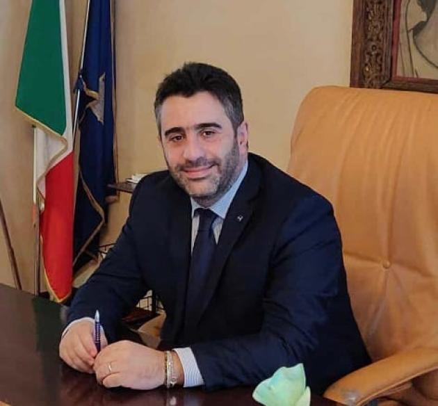 Basilicata, operazione antimafia sulla Sanità: arrestato capogruppo FI Francesco Piro, 100 indagati tra cui il governatore Bardi