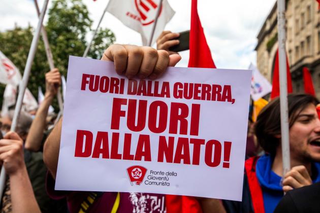 Nato, l'articolo 5 di difesa collettiva potrebbe attivarsi anche in caso di "attacco ibrido": per l'Italia sarebbe guerra