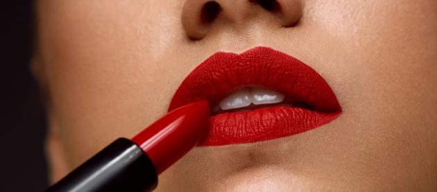 Il rossetto è il nuovo termometro della finanza mondiale