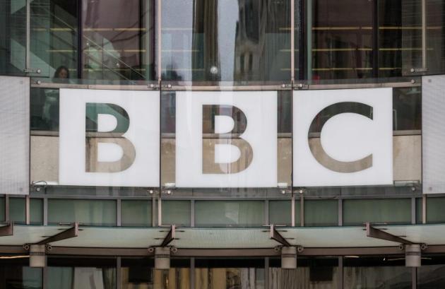 La BBC compie cento anni, ma sta per tagliare mille posti di lavoro