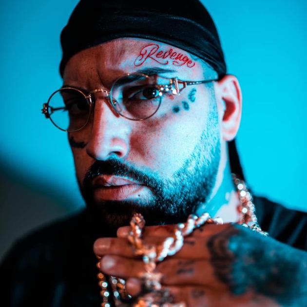 Milano, Niko Pandetta arrestato: il rapper era irreperibile dopo la condanna, deve scontare 4 anni per droga