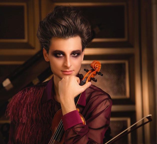 Pierpaolo Foti: il genio del violino che spazia dai concerti classici al Jovanotti Beach Party