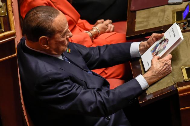 Audio Berlusconi, il cav non ha lasciato nulla al caso e vuole passare alla storia come il mediatore planetario