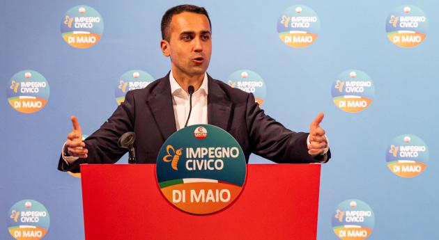 Dopo il flop alle elezioni Di Maio lascia la segreteria di Impegno civico: ora è fuori da tutto 
