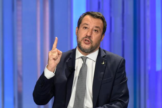 Governo, Salvini torna sul Ponte sullo Stretto: "Crea 100mila posti di lavoro. Costa più non farlo che farlo"