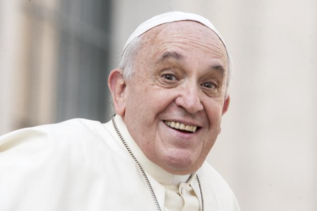 Papa Francesco dice l'ovvio: "Anche preti e suore hanno il vizio del porno"