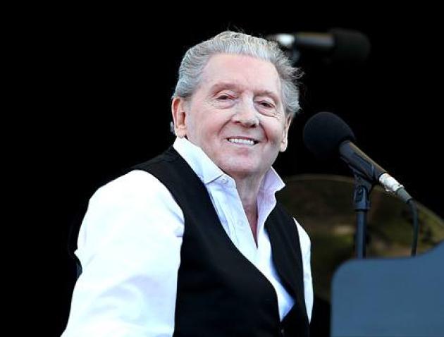 Jerry Lee Lewis, morto uno dei padri del rock and roll: aveva 87 anni
