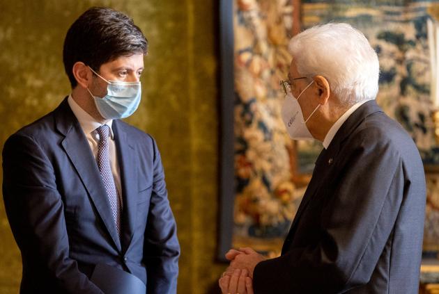Covid, Mattarella ha nostalgia di Speranza: “Il virus non è ancora sconfitto”