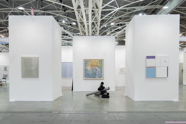 Artissima  a Torino, con 174 gallerie presenti, un ricco catalogo e numerosi eventi in città