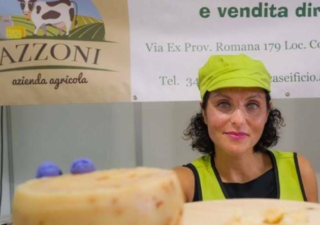 Mantova, 48enne muore per malore improvviso nel sonno: era la titolare del caseificio Azzoni di Moglia