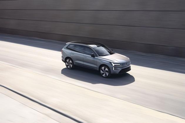 Nuova Volvo EX90 al 100% elettrica, l’inizio di una nuova era 