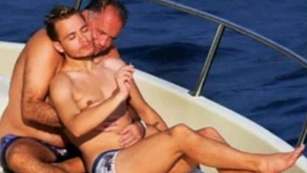 Cecchi Paone e l’esplosione del dominio erotico spacciato per gesto d’affetto spendibile in pubblico