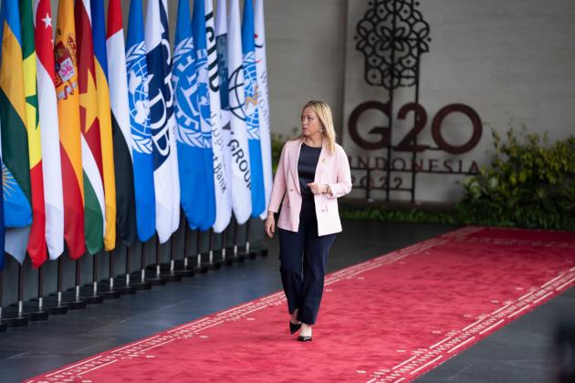 Missili in Polonia, Meloni incontra alleati Nato: "Valutiamo prossimi passi". Ma Biden conferma che i razzi non sono russi