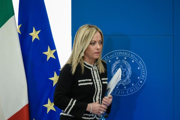 Tribunale di Roma, sentenza dice sì a dicitura "genitore 1 e 2". Governo: "Decisione verrà esaminata, a rischio identificazione personale"