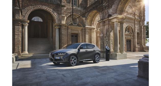 Al debutto Tonale Plug-In Hybrid Q4, la Sportività efficiente secondo Alfa Romeo